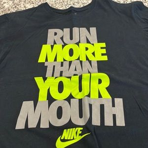 Nike Mens XL T-shirt